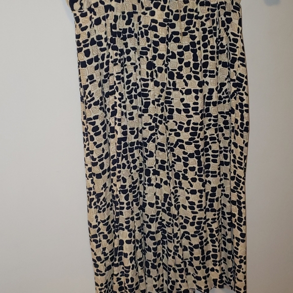 Cynthia Howie patterned romper size 12 - Picture 2 of 5